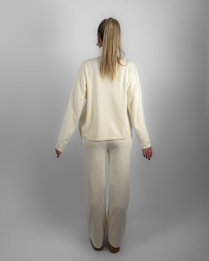 Knitted Turtleneck Set