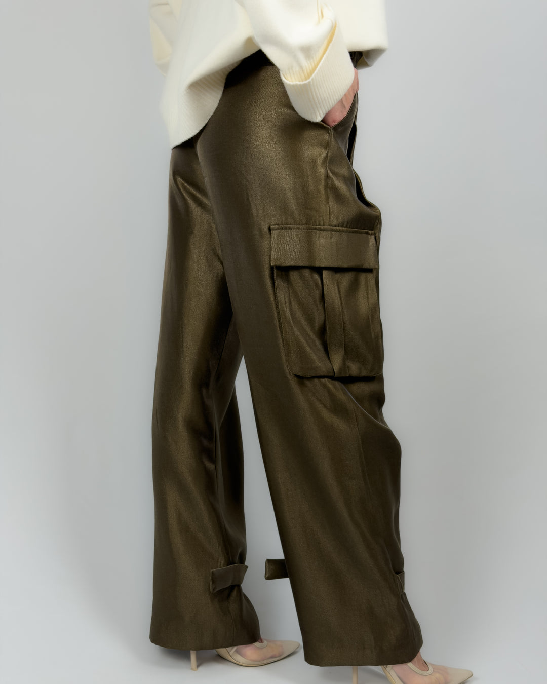 Wide Leg Trousers with Side Pockets